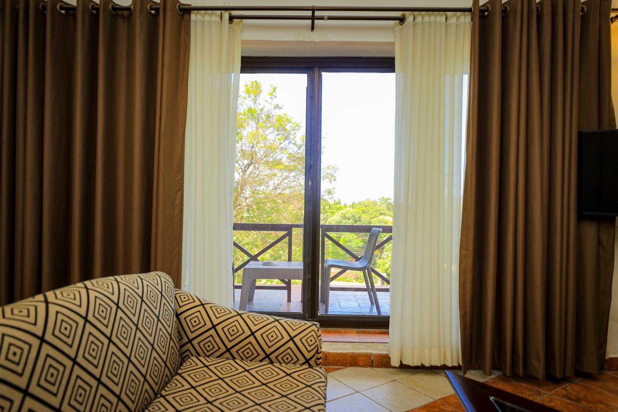 Colosseum Boutique & Dar es Salaam