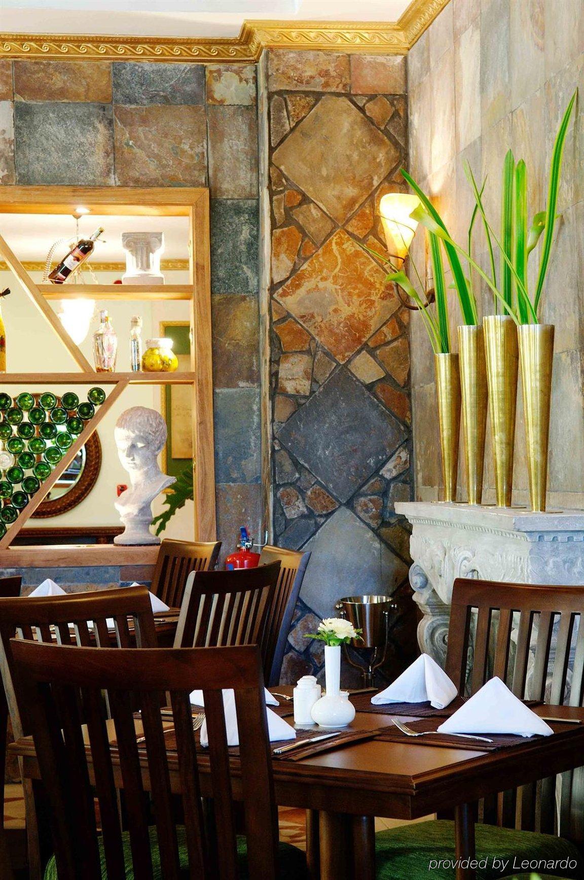 Hotel Colosseum Boutique & 4*